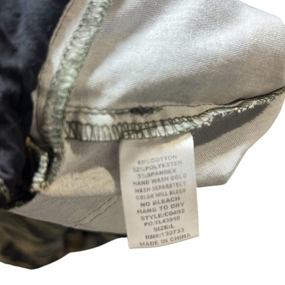 Camo Skinny Pants stretch  Zipper Accents  Womens Large  Umgee Cotton - Picture 9 of 9